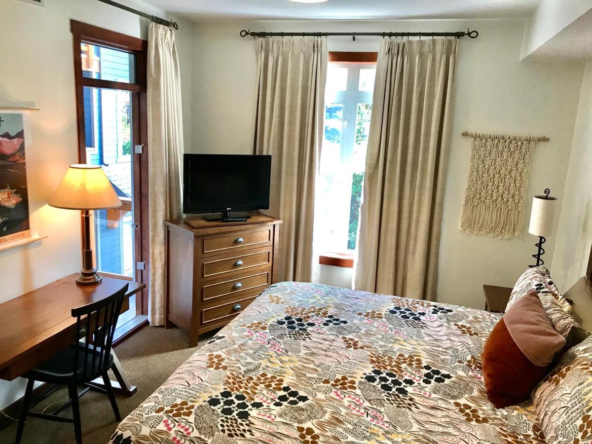 Luxurious & Spacious Mountain Retreat Canmore Kültér fotó